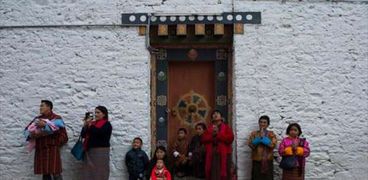 بالصور| البوتانيون يحيون ذكرى معلم البوذية تشابدرونج نجاوانج نامجيال