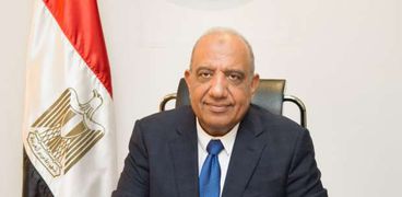 المهندس محمود عصمت - وزير قطاع الأعمال