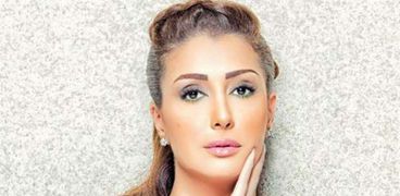 الفنانة غادة عبدالرازق