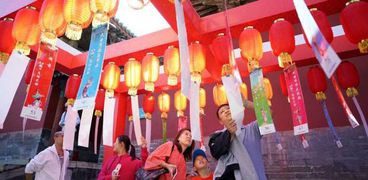 العادات الشعبية للاحتفال بعيد منتصف الخريف ببكين 2018