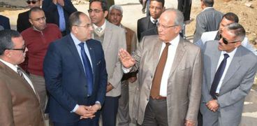 وزير التنمية المحلية يتفقد متحف الأثار وكورنيش النيل بسوهاج