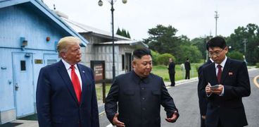 زعيم كوريا الشمالية مع الرئيس الأمريكي دونالد ترامب
