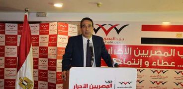 الدكتور أيمن أبو العلا عضو مجلس النواب عن حزب المصريين الاحرار