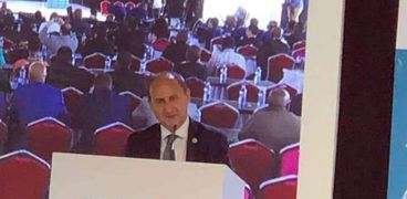 عمرو نصار خلال إلقائه كلمت مصر في مؤتمر أفريقيا الأن