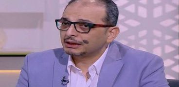 الكاتب الصحفي والسيناريست محمد مصطفى أبو شامة