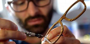 تصنيع إطارات النظارات- مشرروعات صغيرة