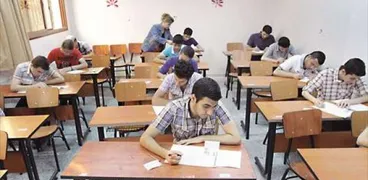 طلاب الثانوية العامة