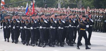 بالصور| روسيا تقيم عرضا عسكريا بمناسبة الذكرى الـ70 للحرب العالمية