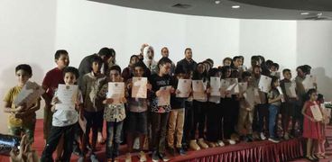 تكريم الطلاب الفائزين في مسابقة هيبو وكانجارو