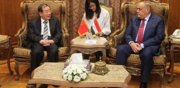 رئيس الهيئة العربية للتصنيع يستقبل السفير الصيني