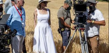 أنجلينا جولي في كواليس فيلم «Without Blood»