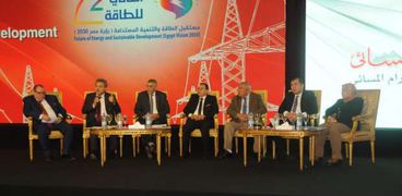 الجلسة الثالثة من مؤتمر الأهرام للطاقة في يومه الثاني