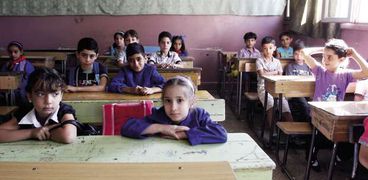 مدارس السوريين: مراكز تأهيل نفسى أولاً بمناهج مصرية وأنشطة سورية وشهاداتها غير معترف بها