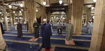 إمام صلاة التهجد في مسجد الأزهر الشريف