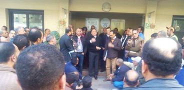 جانب من اعتصام العاملون بـ"أكسون موبيل مصر"