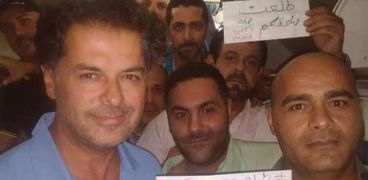 راغب علامة يصل تونس بعد المشاركة فى مظاهرات بيروت