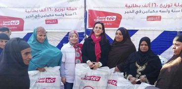 "الأورمان الخيرية" توزع 16 ألف بطانية على الأسر غير القادرة في قرى الفيوم