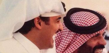 أمير قطر وحمد بن خليفة