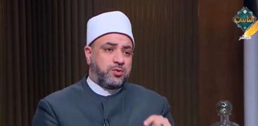 الدكتور أيمن أبو عمر- وكيل وزارة الأوقاف