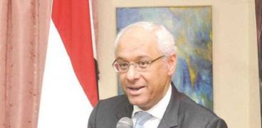 سفير مصر في الكويت ياسر عاطف