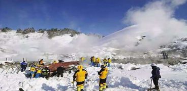 إصابة شخصين في انهيار ثلجي بسويسرا