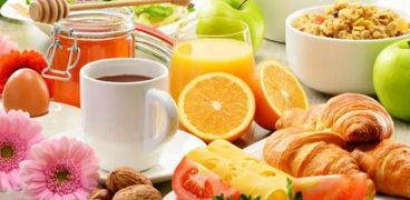 "متفوتش وجبة الفطار"..تجنب الإفطار يسبب النوبات القلبية