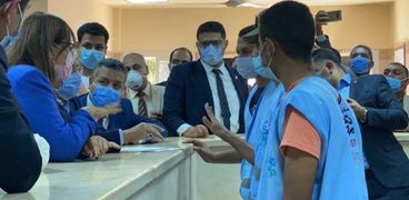 4 وزراء يفتتحون وحدة طب الأسرة بالشيخ زين الدين في سوهاج