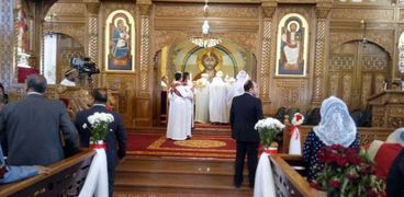 البابا تواضروس يتراس القداس عقب تدشين كنيسة السيدة العذراء بالسادات