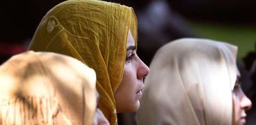 حكم ارتداء الحجاب في رمضان دون غيره