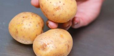 استياء بين المستهلكين بسبب أزمة ارتفاع سعر «البطاطس» فى الأسواق