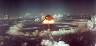 انفجار نووي - لقطة أرشيفية