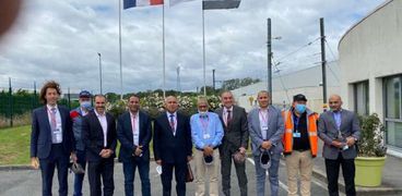 وزير النقل يتفقد مصنع القطارات بشركة ألستوم في فرنسا