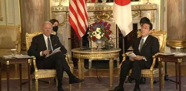 لقاء بين الرئيس الأمريكي ورئيس وزراء اليابان