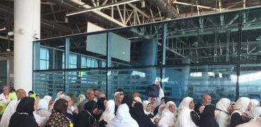 المطار يستقبل 26 رحلة من جدة والمدينة لعودة المعتمرين من الأراضى الحجازية المقدسة