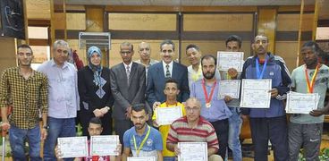 متحدي الإعاقة بجامعه القناة يحصدون ١٣ ميدالية ببطولة كأس مصر لإلعاب القوى.