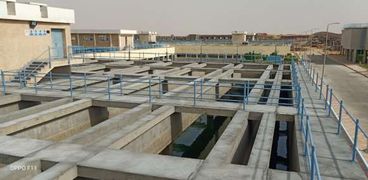  رئيس جهاز القاهرة الجديدة يتأكد من كفاءة معمل محطة تنقية المياه