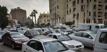 الشارع المصرى ينتظر وصول السيارات الكهربائية