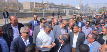 وزير النقل يتفقد أعمال تطوير محطة سمالوط بخط القاهرة-السد العالي