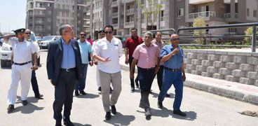 محافظ المنيا يتفقد مشروع اسكان دار مصر