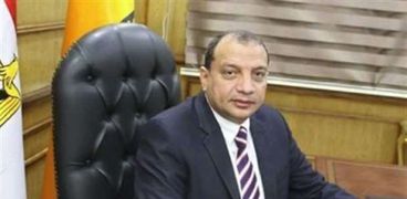 رئيس جامعة بني سويف  الدكتور منصور حسن