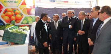 وزير التموين يشيد بتعاون كبار التجار لإقامة معرض «أهلا رمضان» في العاشر