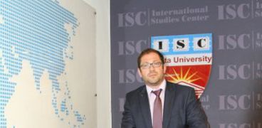 نائب رئيس جامعة روسية يشيد بمركز الدراسات عن بعد بجامعة طنطا