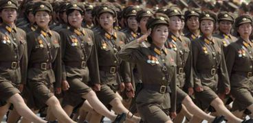 جنديات في جيش كوريا الشمالية