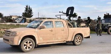 آليات للجيش السورى تنتشر فى المناطق المحررة من إدلب