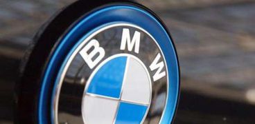 علامة BMW التجارية-ارشيفية