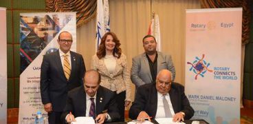 توقيع بروتوكول التعاون بين روتارى مصر و«مستثمرى أكتوبرى»