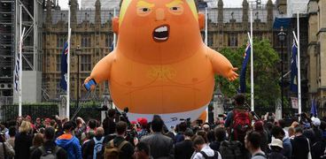 بالون أعده محتجون بريطانيون للاحتجاج على زيارة الرئيس الأمريكي
