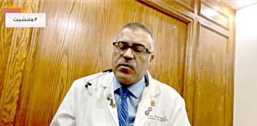 الدكتور حسام أمين