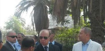 محافظ القاهرة يتفقد حديقة الميريلاند