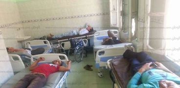 أفراد أمن مستشفى كفرسعد المركزى المضربين عن الطعام